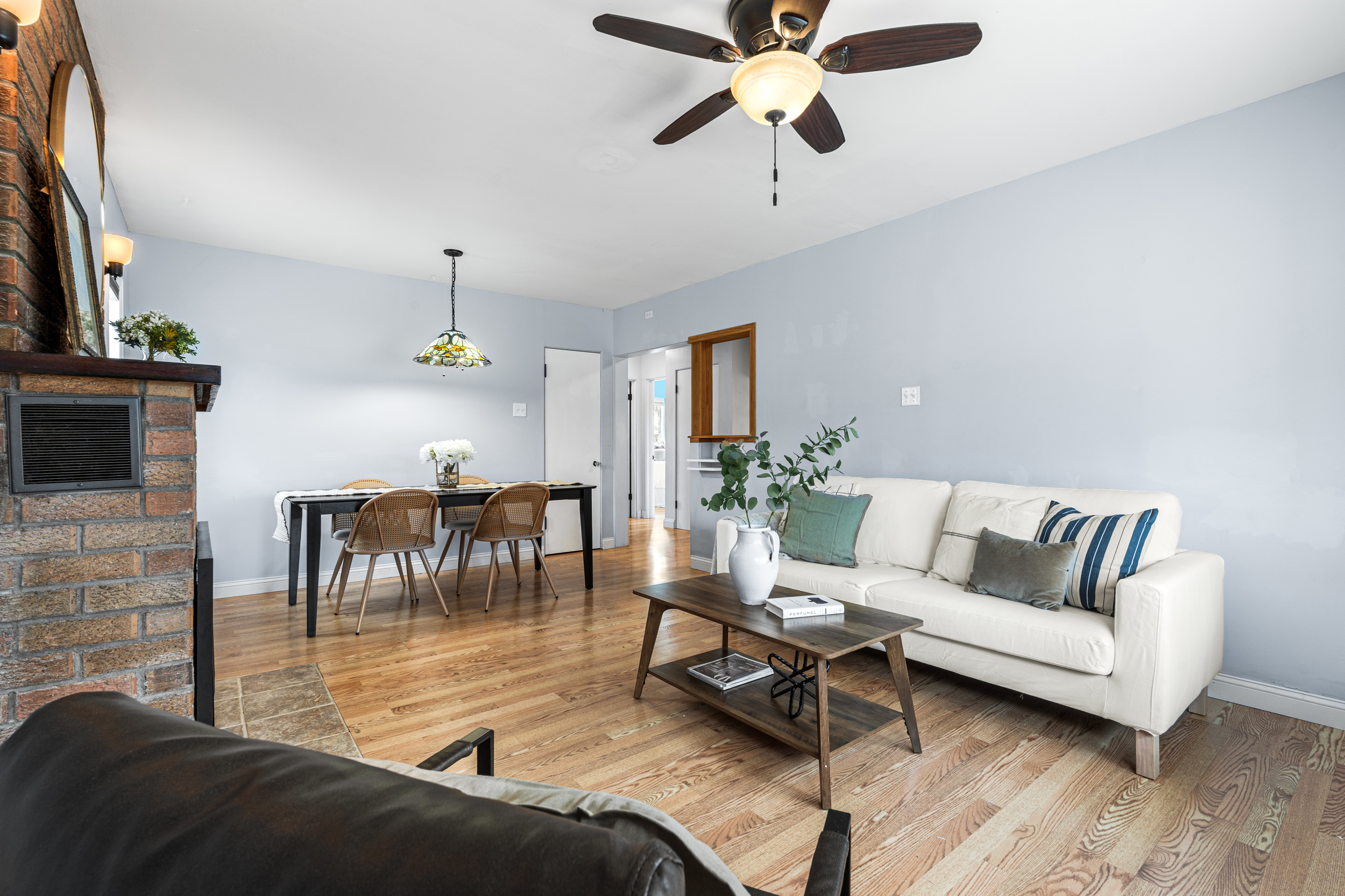 Interior detail at 2380 Garrison Street